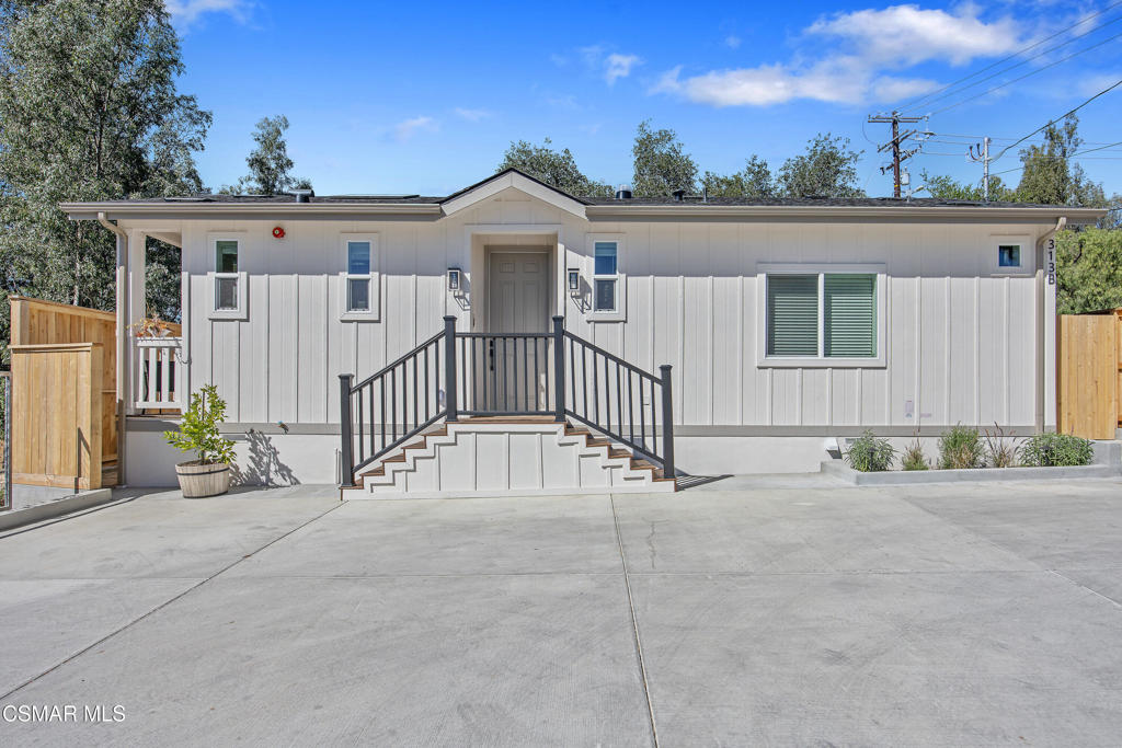 313 Raymond Street, Unit B Ojai, CA 93023 - Photo 2 of 36