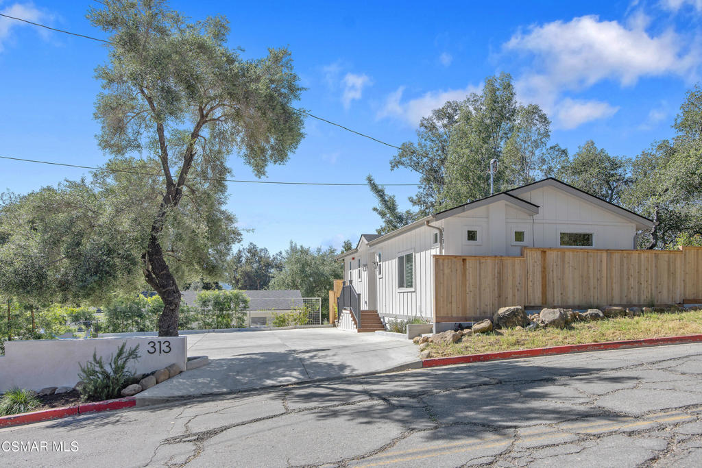 313 Raymond Street, Unit B Ojai, CA 93023 - Photo 31 of 36