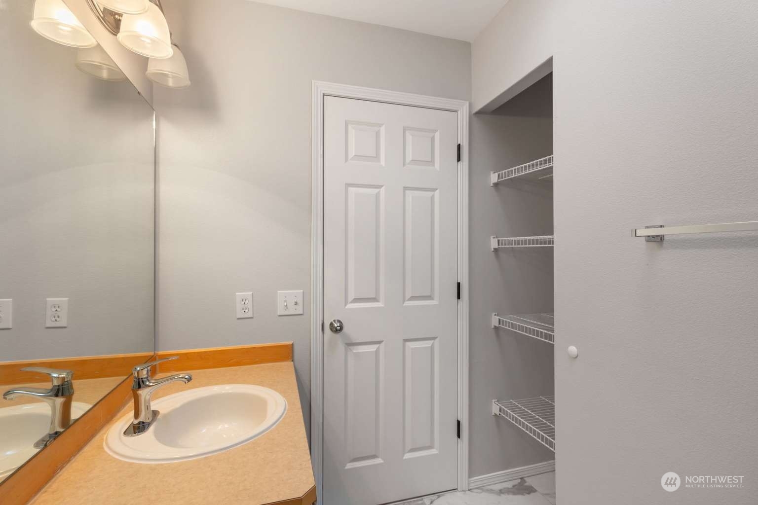 18327 8th Avenue Southeast Bothell, WA 98012 - Photo 16 of 28 Gallery Image 16