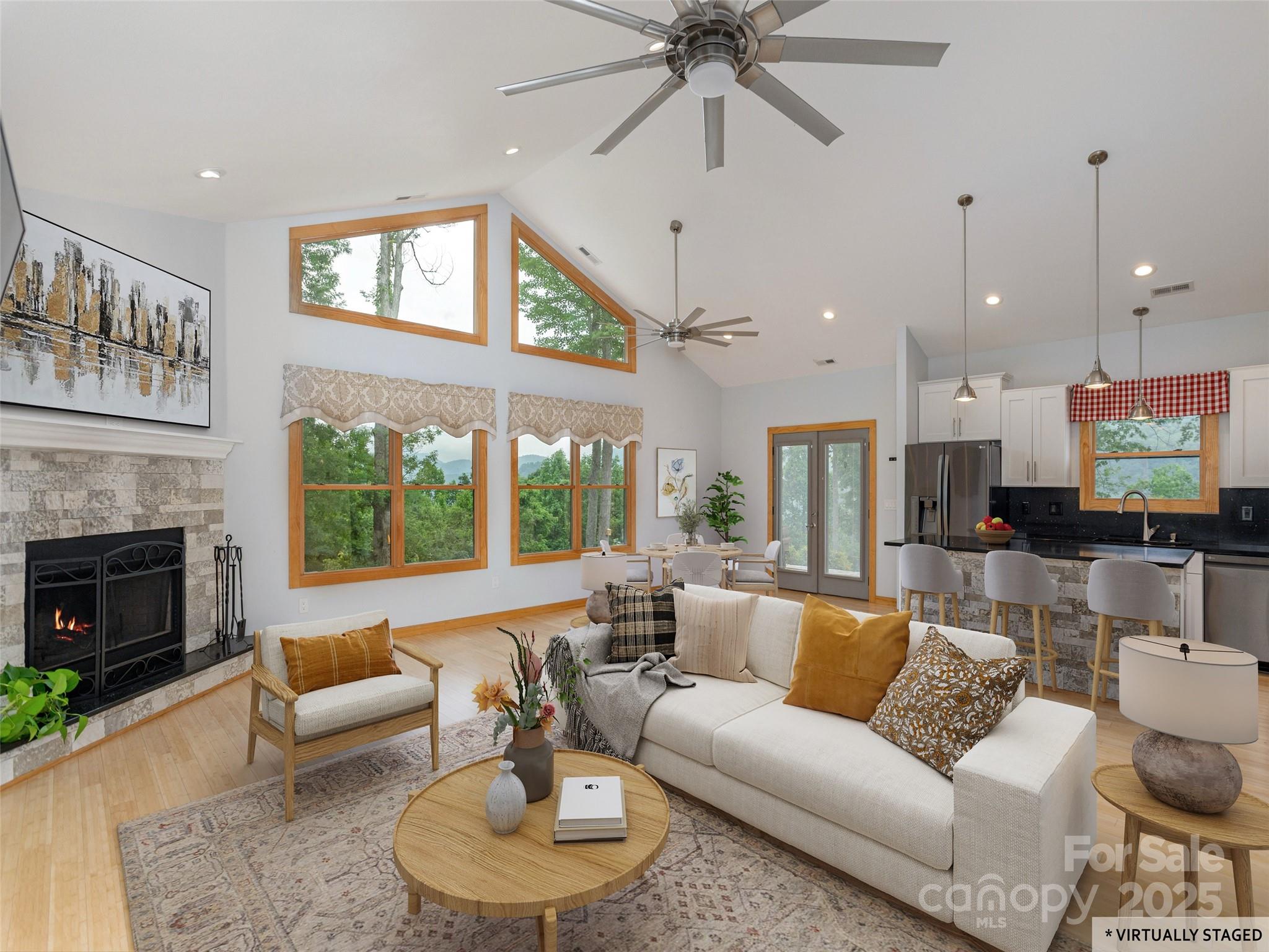 645 Silverglen Way Hendersonville, NC 28792 - Photo 6 of 41