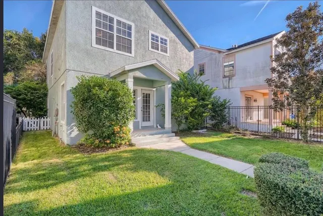 a front view of house with yard