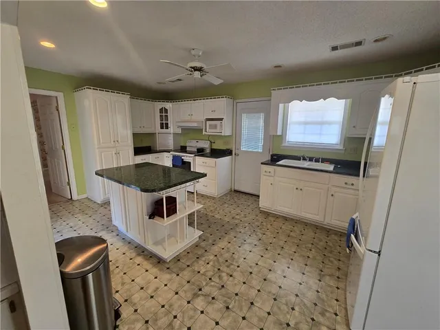 $249,000 | 138 Lynn Street, Swainsboro, GA 30401