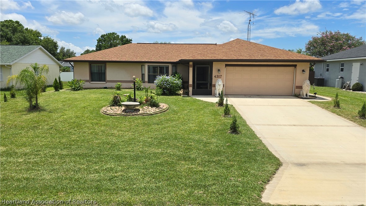 4317 Leaf Road Sebring, FL 33875 - Photo 6 of 46