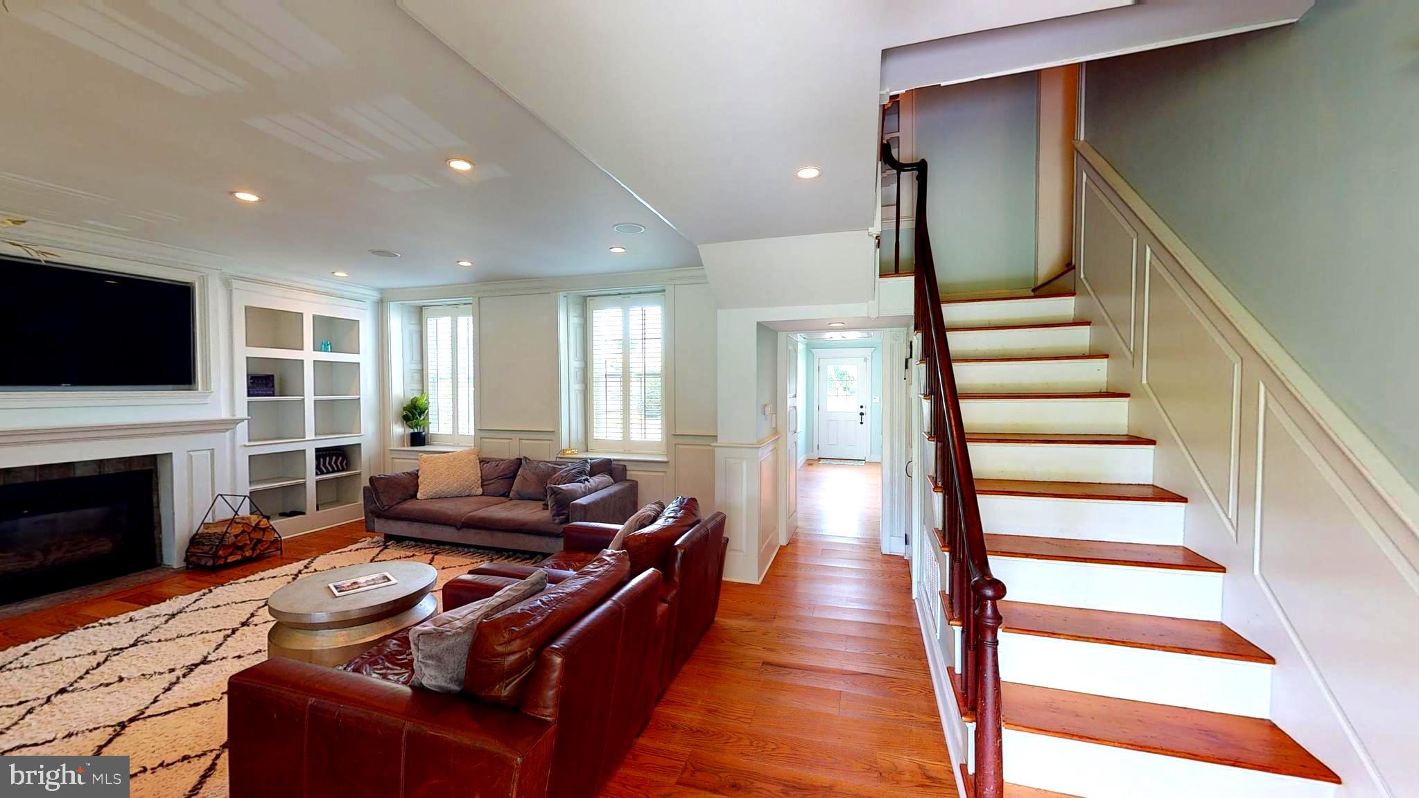 1195 Bristol Road Southampton, PA 18966 - Photo 6 of 41 Great Room w/Original Main Stairs
