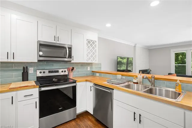 $2,300 | 1224 Fenimore Street, Winston-Salem, NC 27103