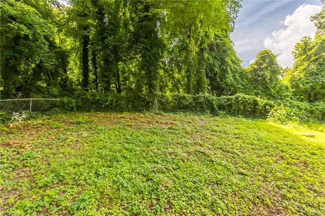 $2,300 | 1224 Fenimore Street, Winston-Salem, NC 27103