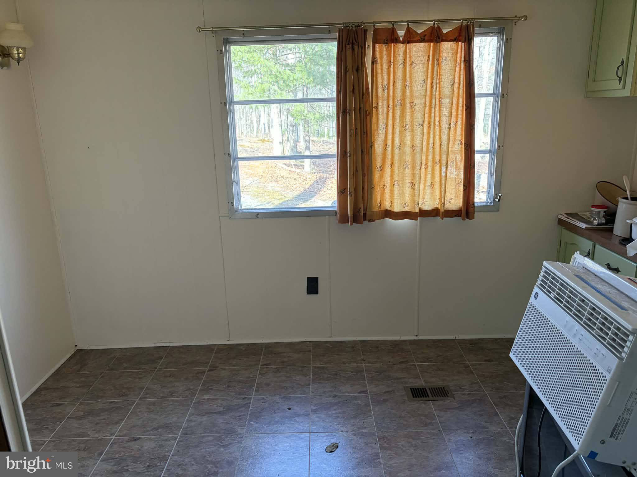 6427 Back Creek Road High View, WV 26808 - Photo 8 of 14