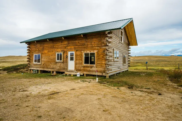 $375,000 | 94 Quarry, Buffalo, WY 82834