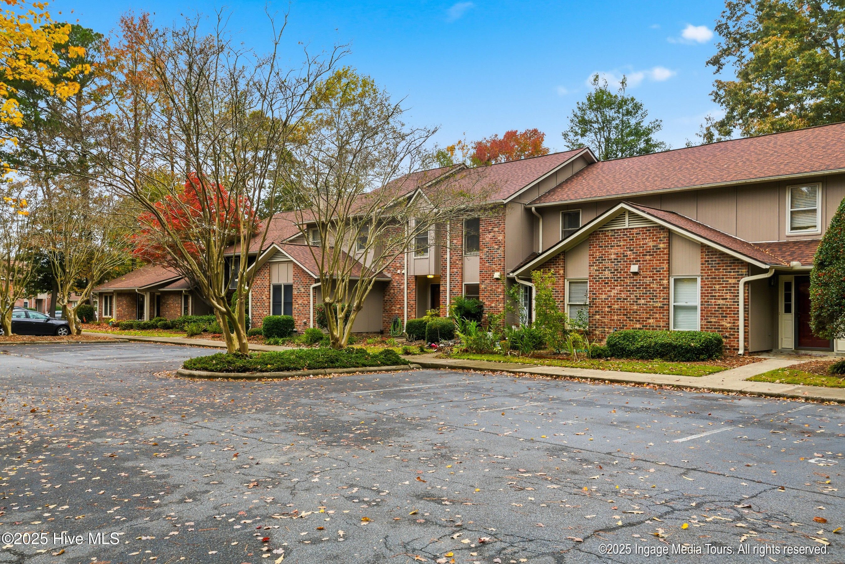 1983 Quail Ridge Road, Unit D Greenville, NC 27858 - Photo 3 of 36 20251103 MLS M_Heinz 1983 D Quail Ridge