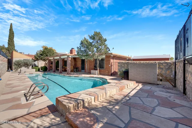 $339,999 | 1209 Lonewood Drive, El Paso, TX 79925