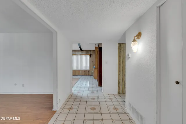 $339,999 | 1209 Lonewood Drive, El Paso, TX 79925