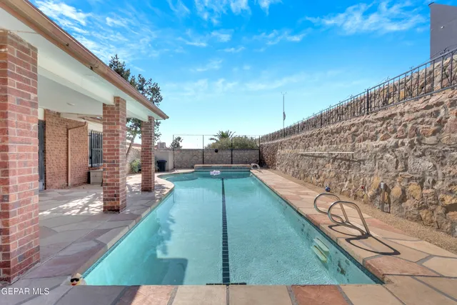 $339,999 | 1209 Lonewood Drive, El Paso, TX 79925