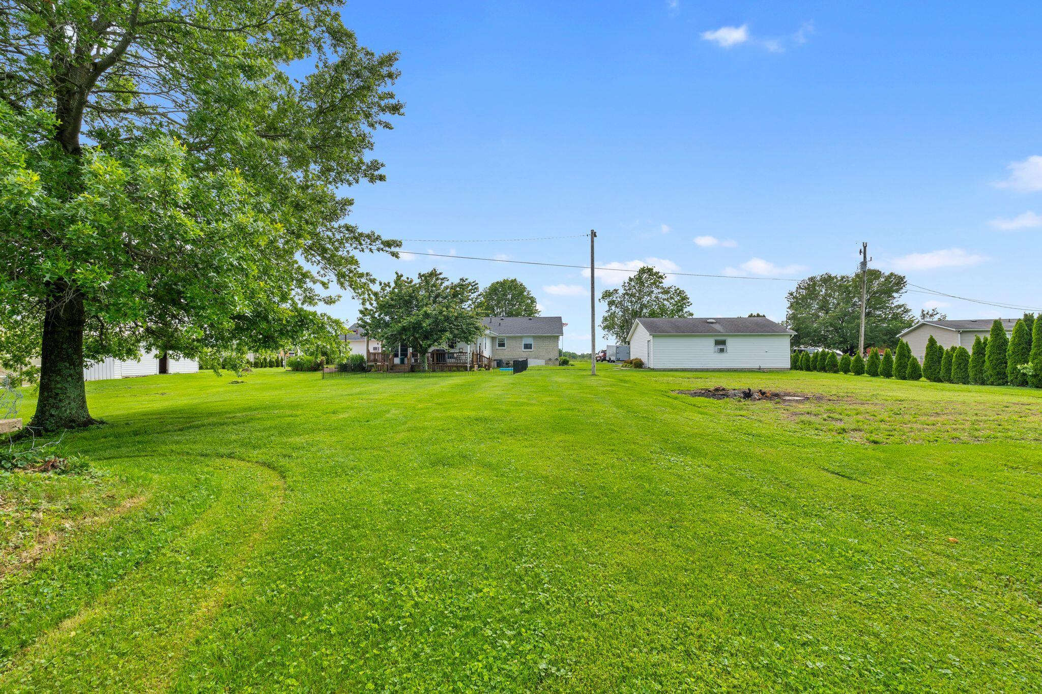 2770 Fox Road Jeffersonville, KY 40337 - Photo 5 of 62 49_F2000794