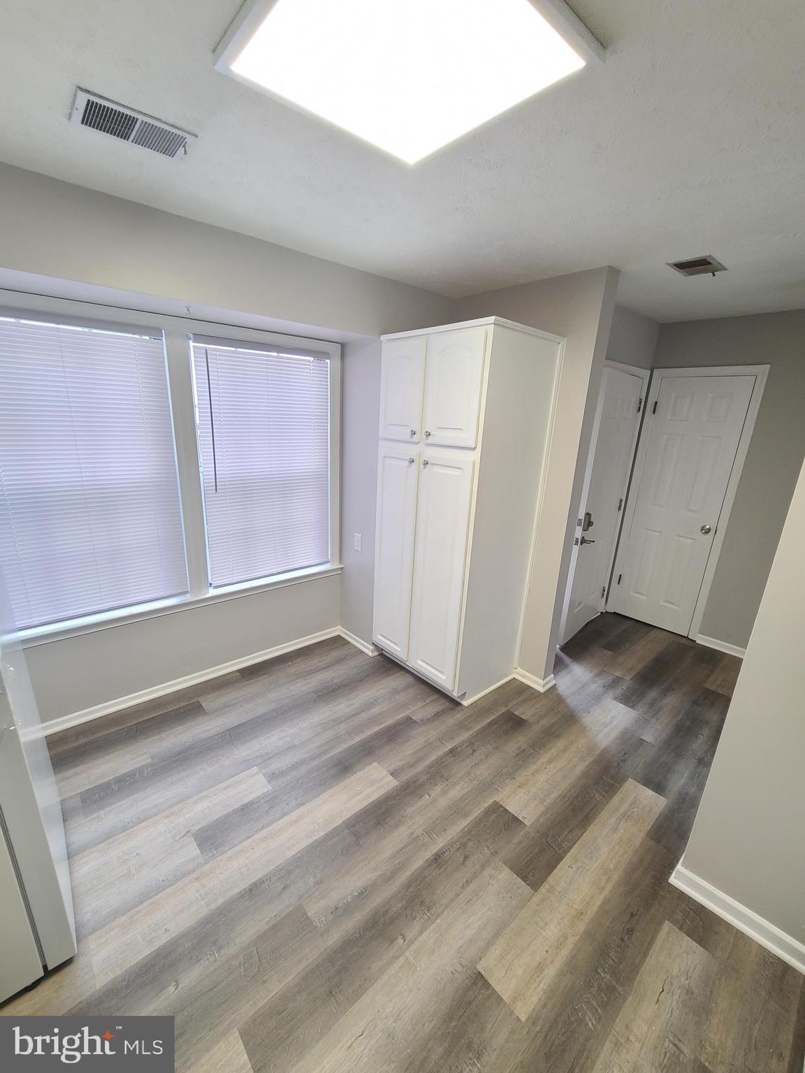 18042 Ohara Circle Olney, MD 20832 - Photo 7 of 35 a view of empty room