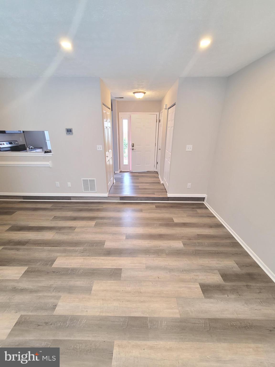 18042 Ohara Circle Olney, MD 20832 - Photo 9 of 35 a view of empty room