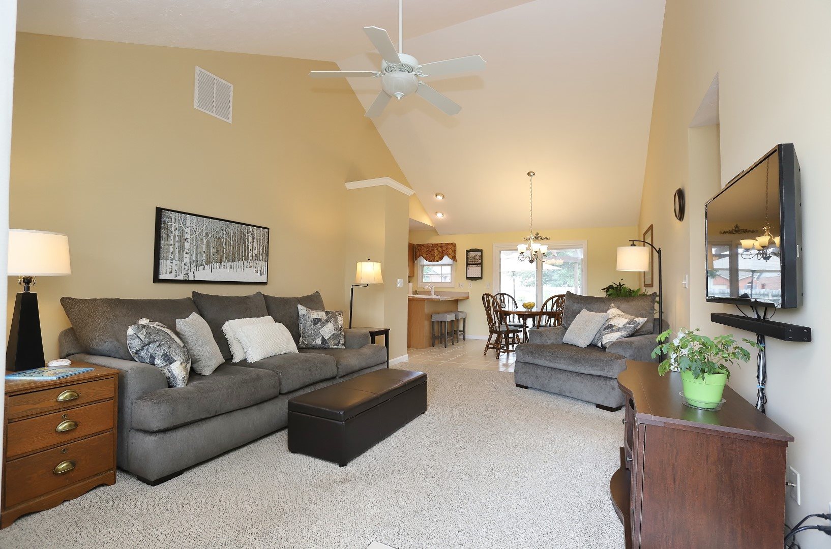 4022 Country Ridge Drive Newburgh, IN 47630 - Photo 4 of 19 Gallery Image 4