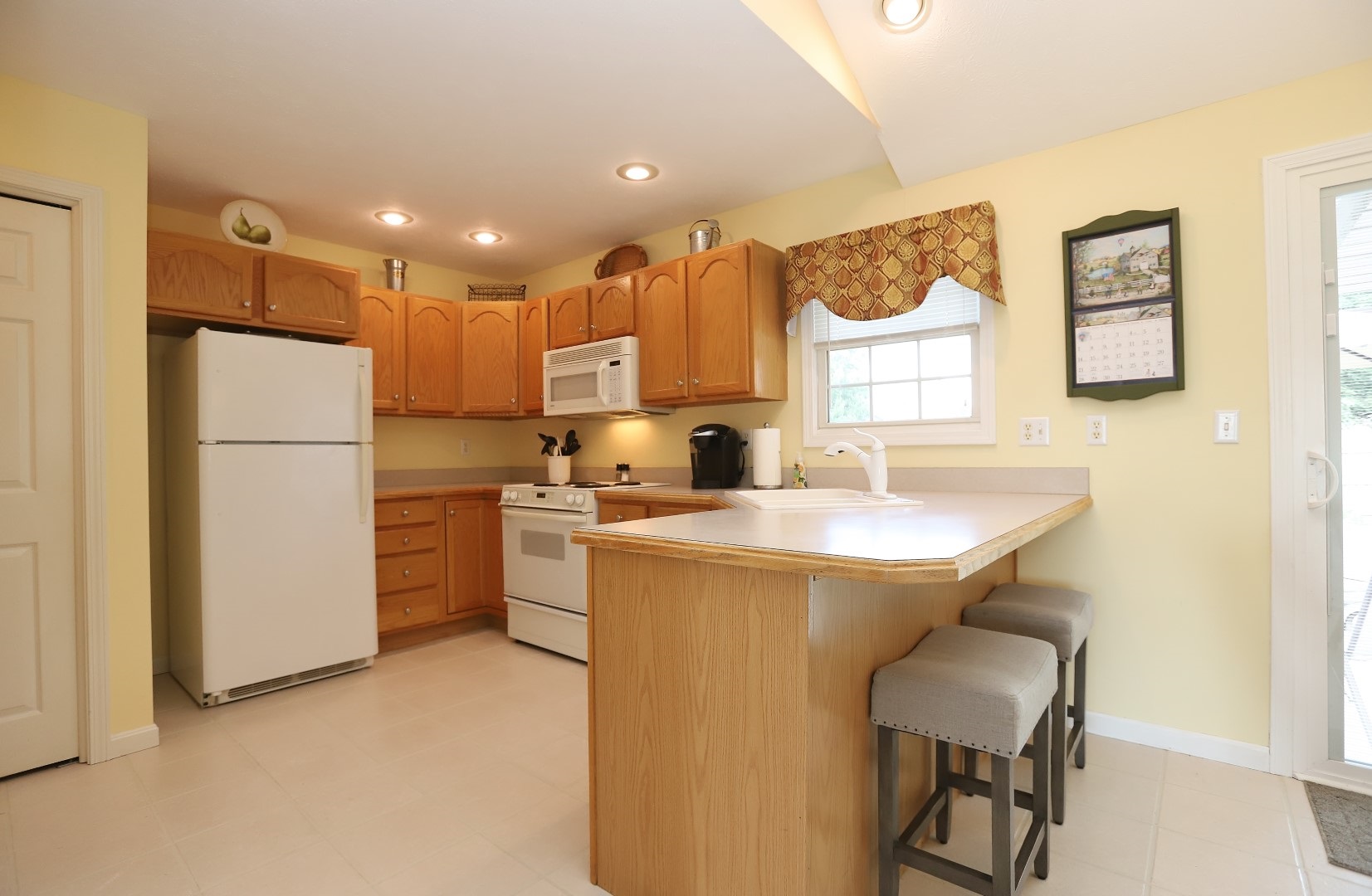 4022 Country Ridge Drive Newburgh, IN 47630 - Photo 6 of 19 Gallery Image 6