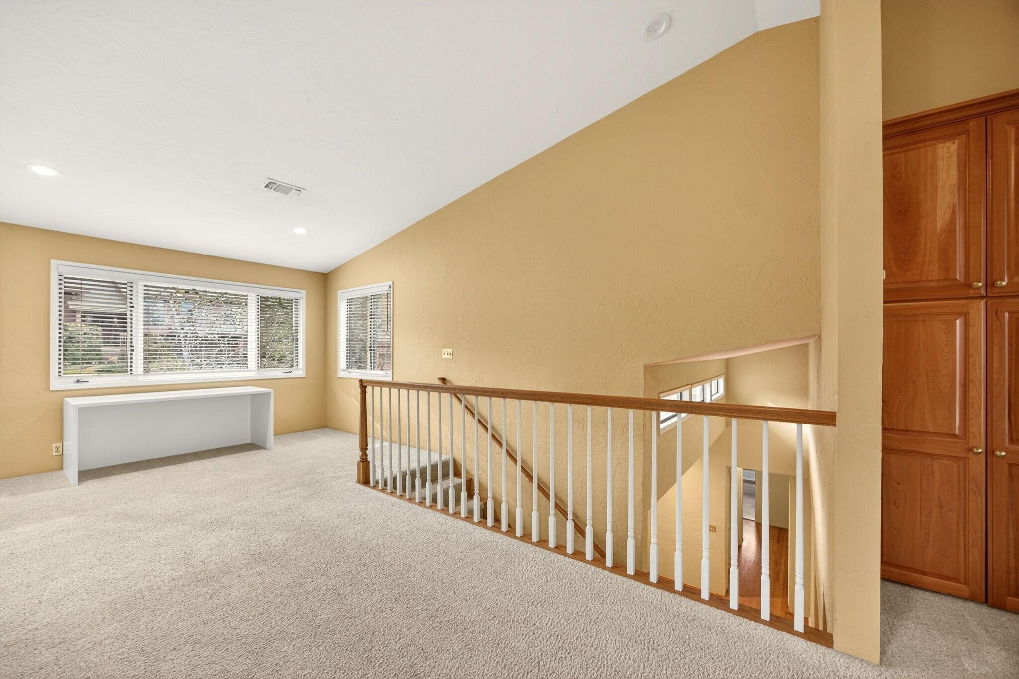 2585 Freedom Way Medford, OR 97504 - Photo 49 of 66