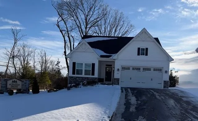 $499,999 | 101 Pleasant Grove Court, Clairton, PA 15025