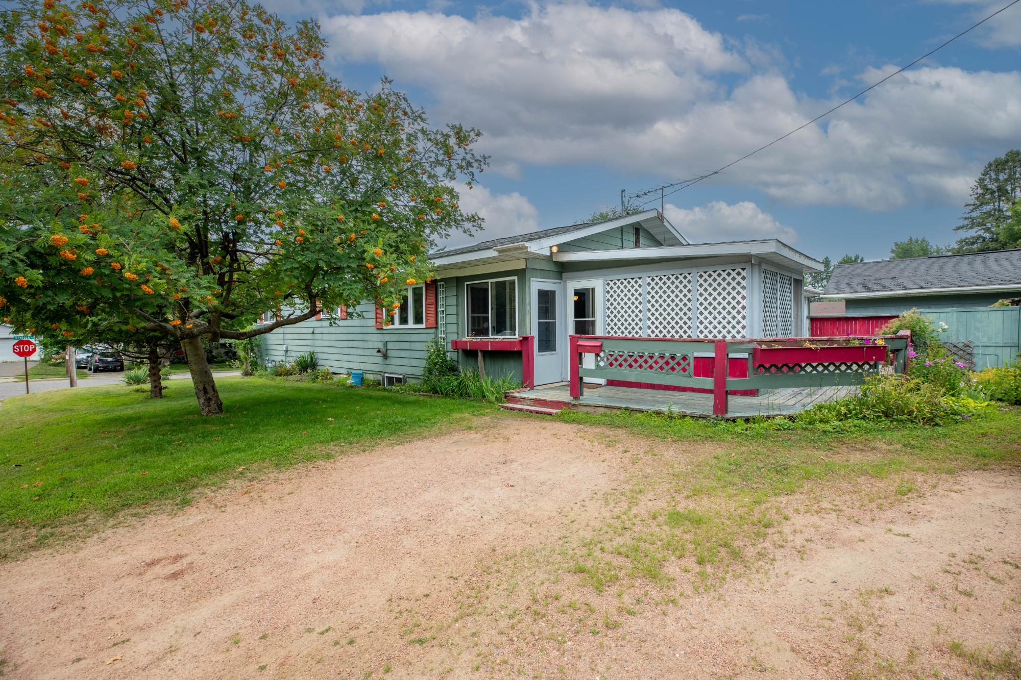 504 Hemlock Street Rhinelander, WI 54501 - Photo 3 of 42 Gallery Image 3