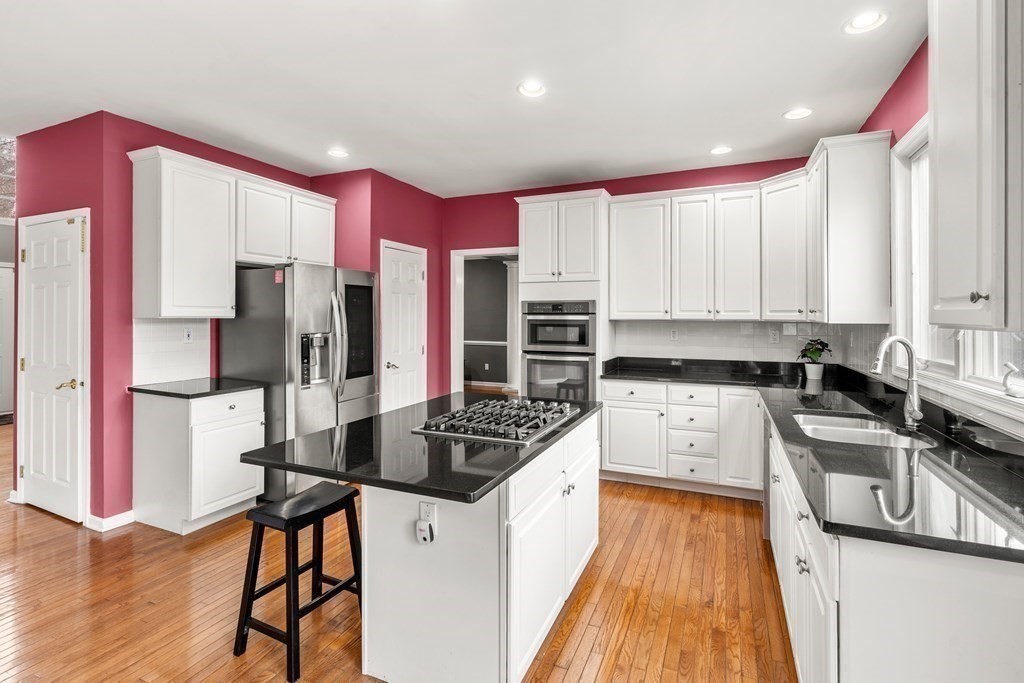 70 Robert Road Marlborough, MA 01752 - Photo 6 of 42 Gallery Image 6