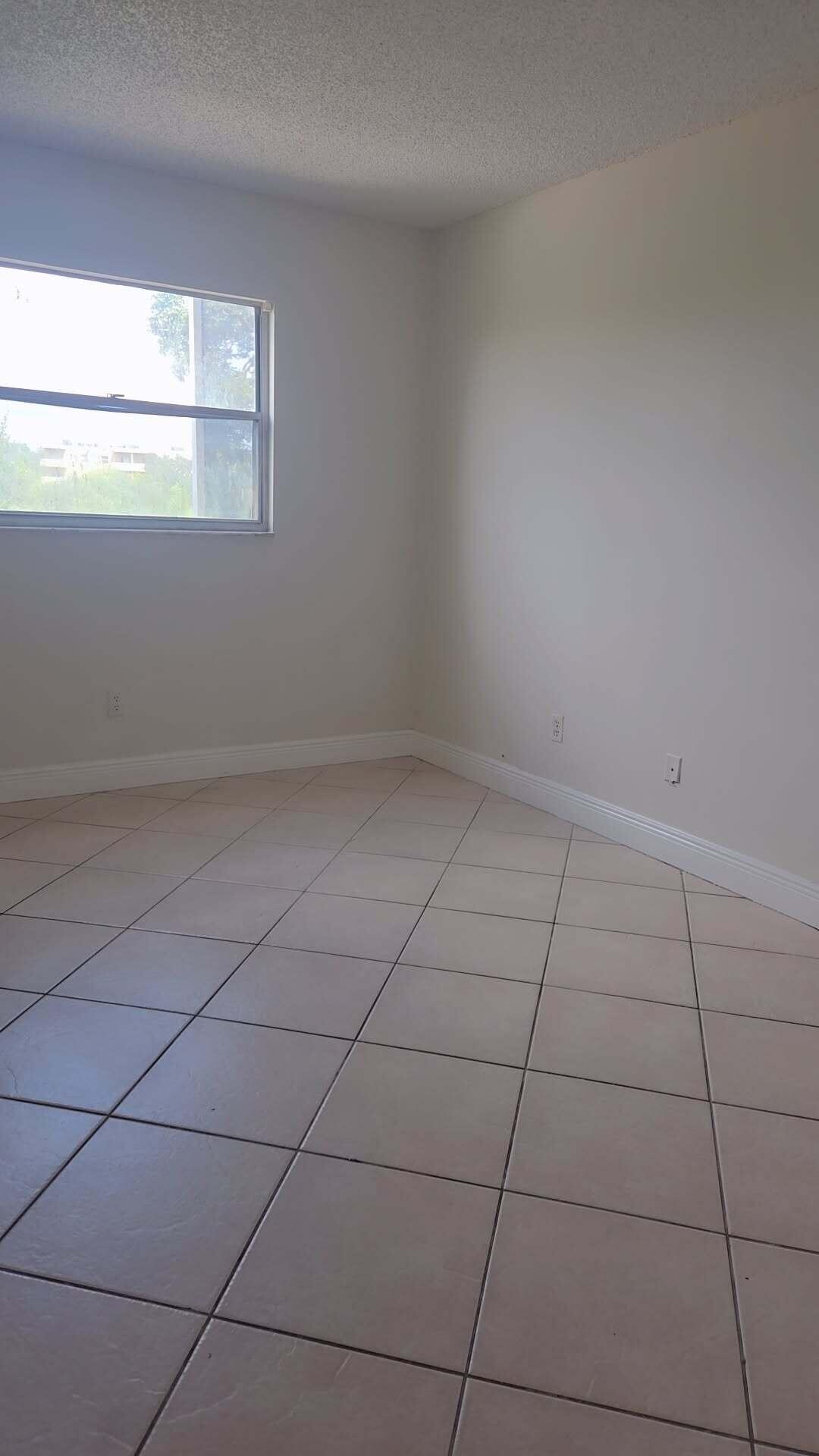 4121 Stirling Road, Unit 404 Dania Beach, FL 33314 - Photo 21 of 22 OAKS404#17