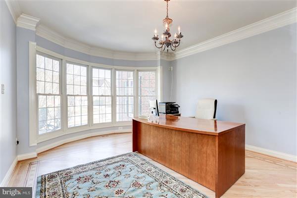 18314 Commandery Way Olney, MD 20832 - Photo 4 of 29 study