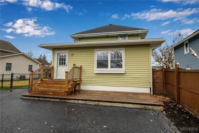 $245,000 | 756 Walnut Street, Lockport City, NY 14094