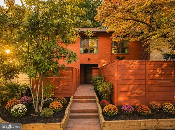 $850,000 | 11766 Indian Ridge Road, Reston, VA 20191