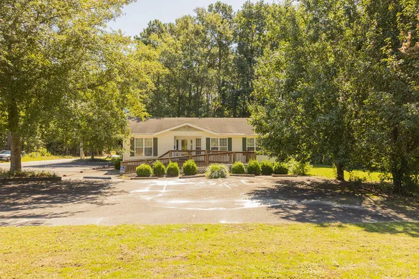 $249,999 | 3464 Jefferies Highway, Walterboro, SC 29488