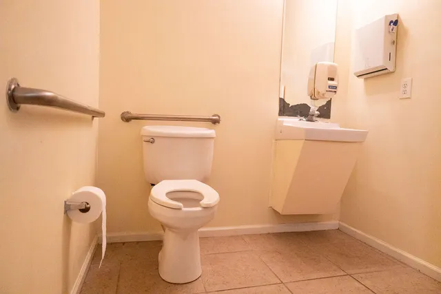 $269,000 | 3464 Jefferies Highway, Walterboro, SC 29488