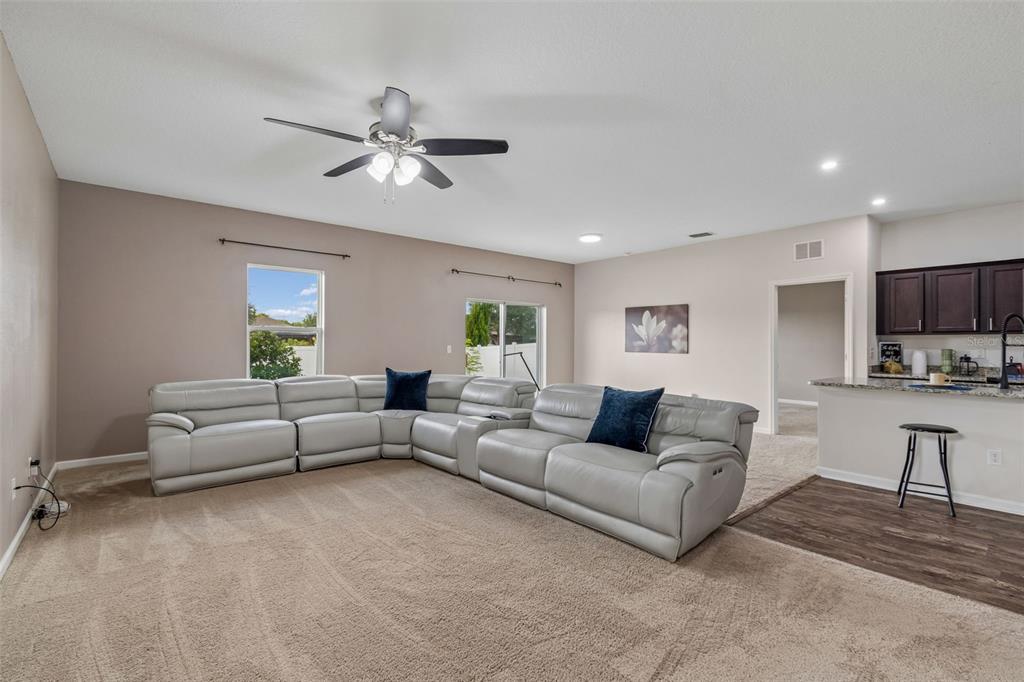 1261 Anchor Bend Drive Ruskin, FL 33570 - Photo 16 of 73