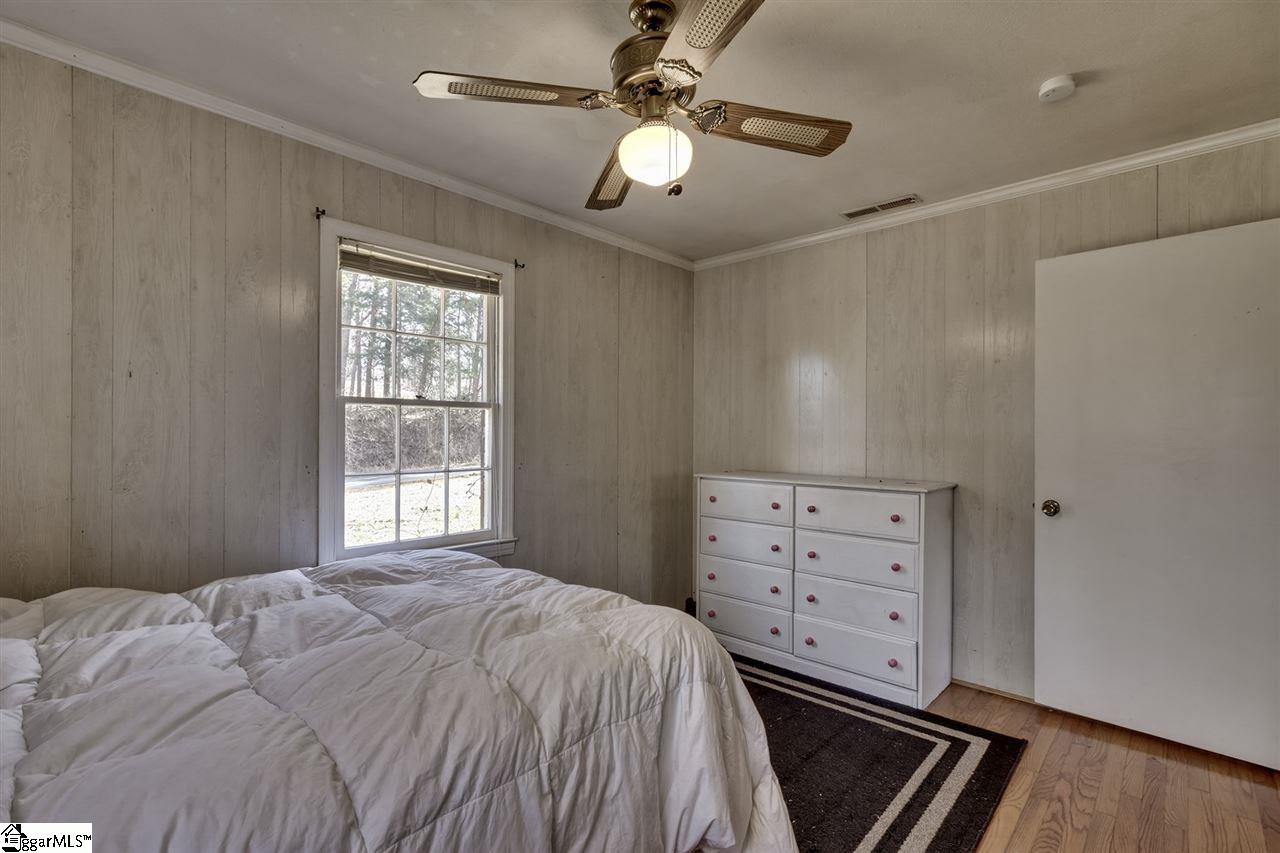 301 Henderson Road Easley, SC 29642 - Photo 15 of 29