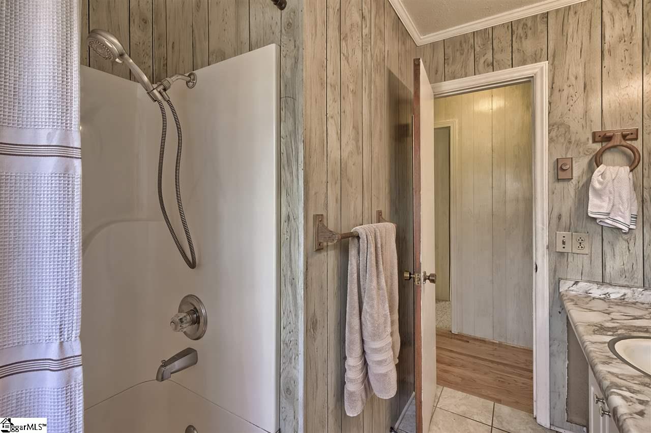 301 Henderson Road Easley, SC 29642 - Photo 21 of 29