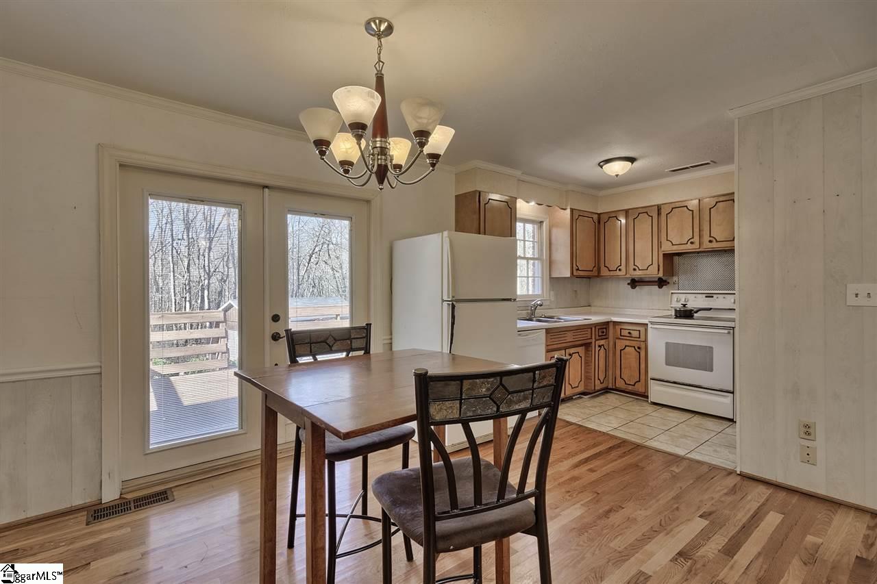 301 Henderson Road Easley, SC 29642 - Photo 7 of 29