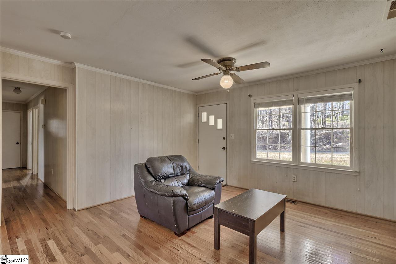 301 Henderson Road Easley, SC 29642 - Photo 8 of 29