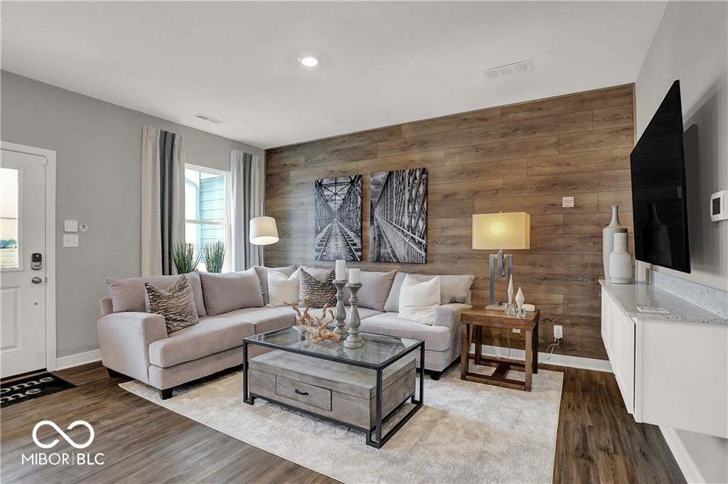 1782 Trinity Lane Westfield, IN 46074 - Photo 2 of 32