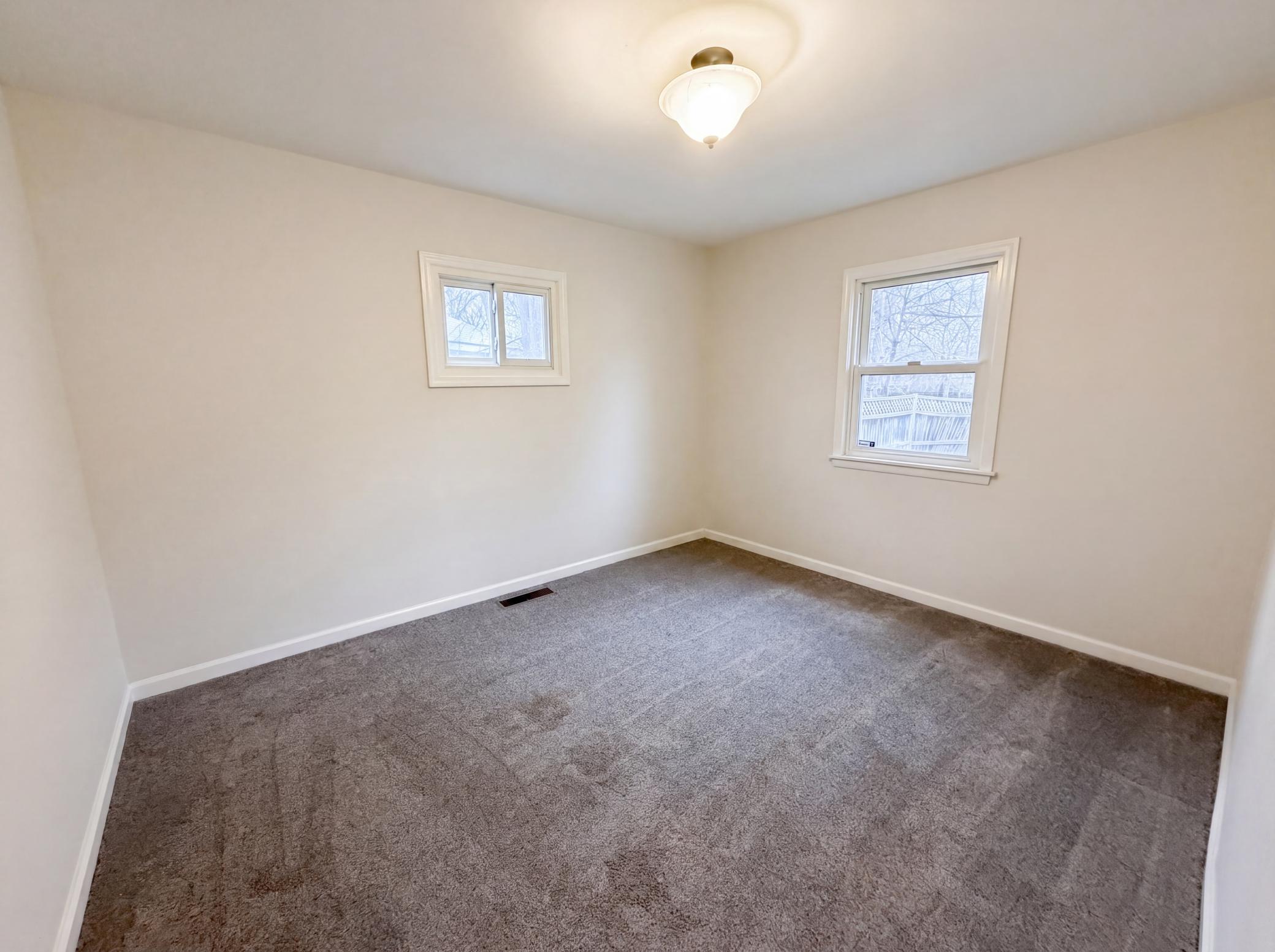 6907 52nd Avenue North Crystal, MN 55428 - Photo 4 of 16