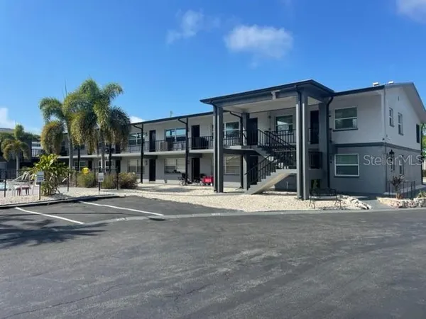 $1,195 | 675 Indian Rocks Road North, Unit 108D, Belleair Bluffs, FL 33770
