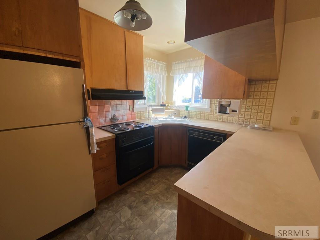 220 South 10th Street Challis, ID 83226 - Photo 17 of 40