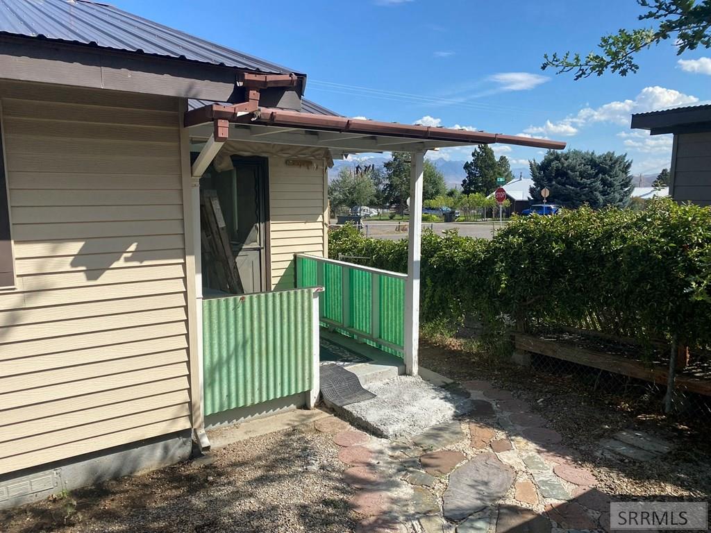 220 South 10th Street Challis, ID 83226 - Photo 23 of 40