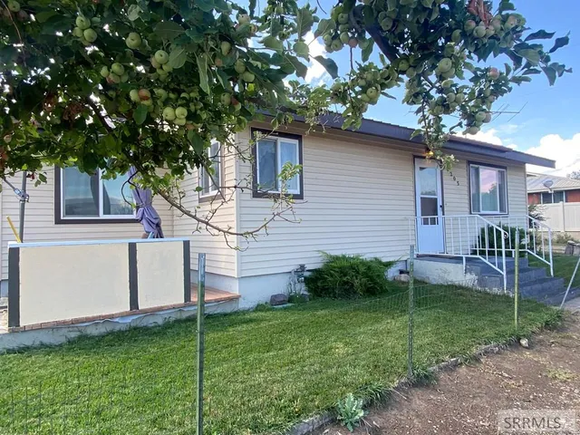 $249,000 | 220 South 10th Street, Challis, ID 83226
