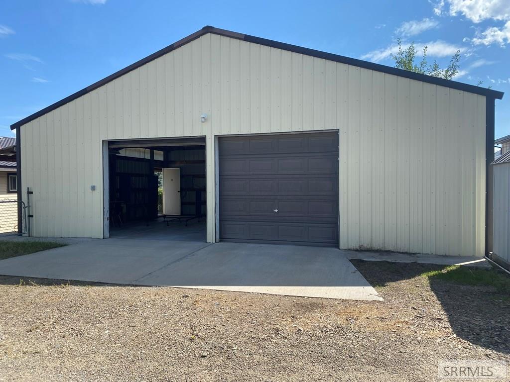 220 South 10th Street Challis, ID 83226 - Photo 33 of 40