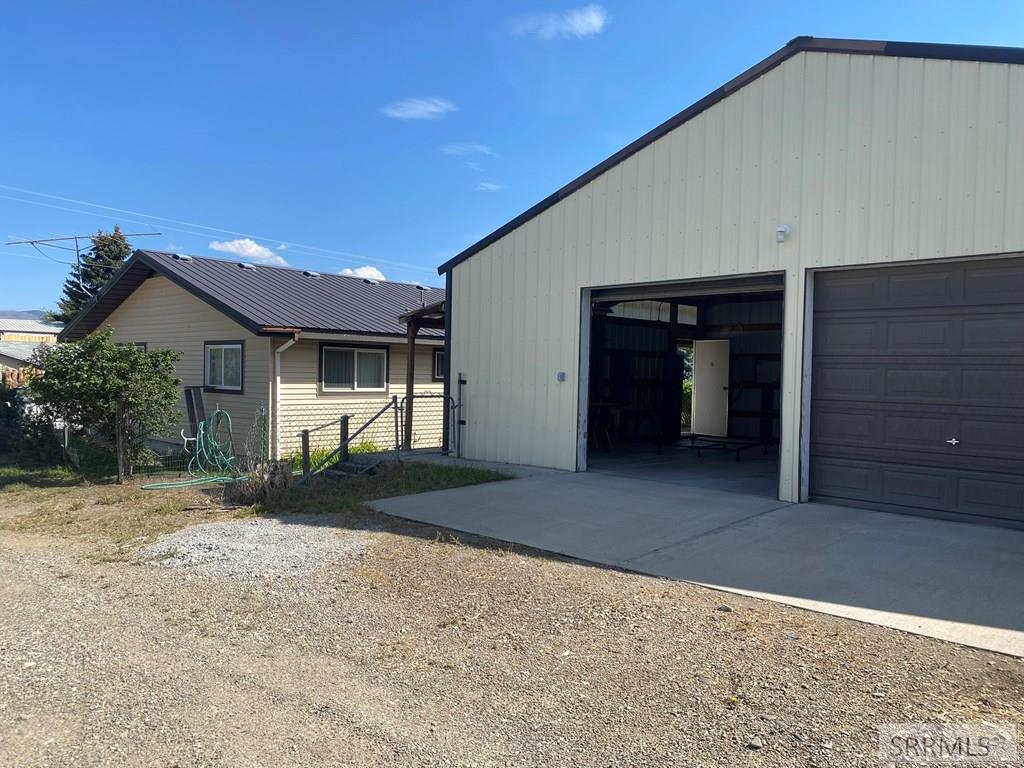 220 South 10th Street Challis, ID 83226 - Photo 35 of 40