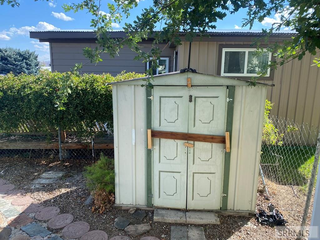 220 South 10th Street Challis, ID 83226 - Photo 37 of 40