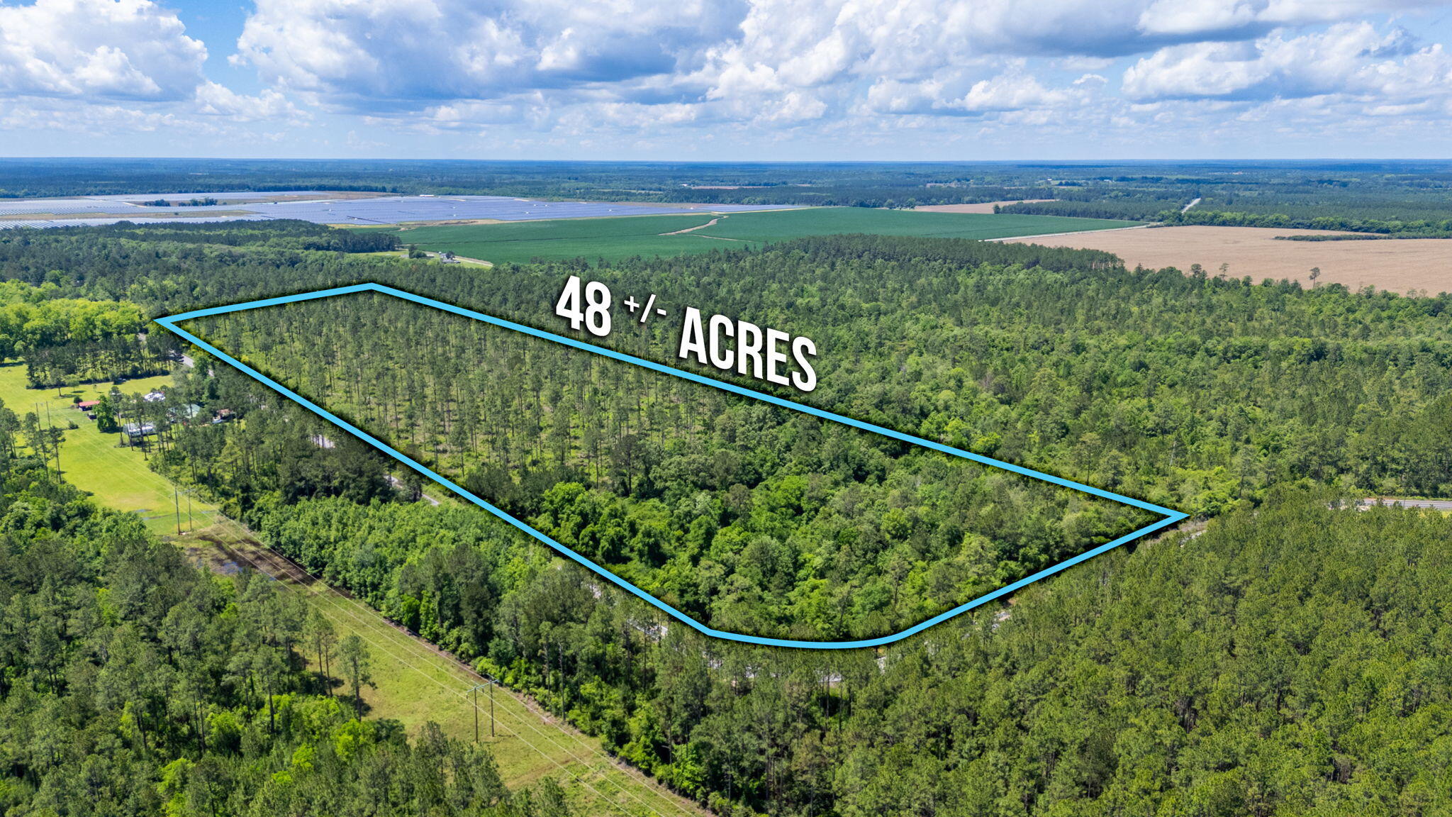 11 Sandy Ramp Road DeFuniak Springs, FL 32433 - Photo 5 of 25 a view of a balcony