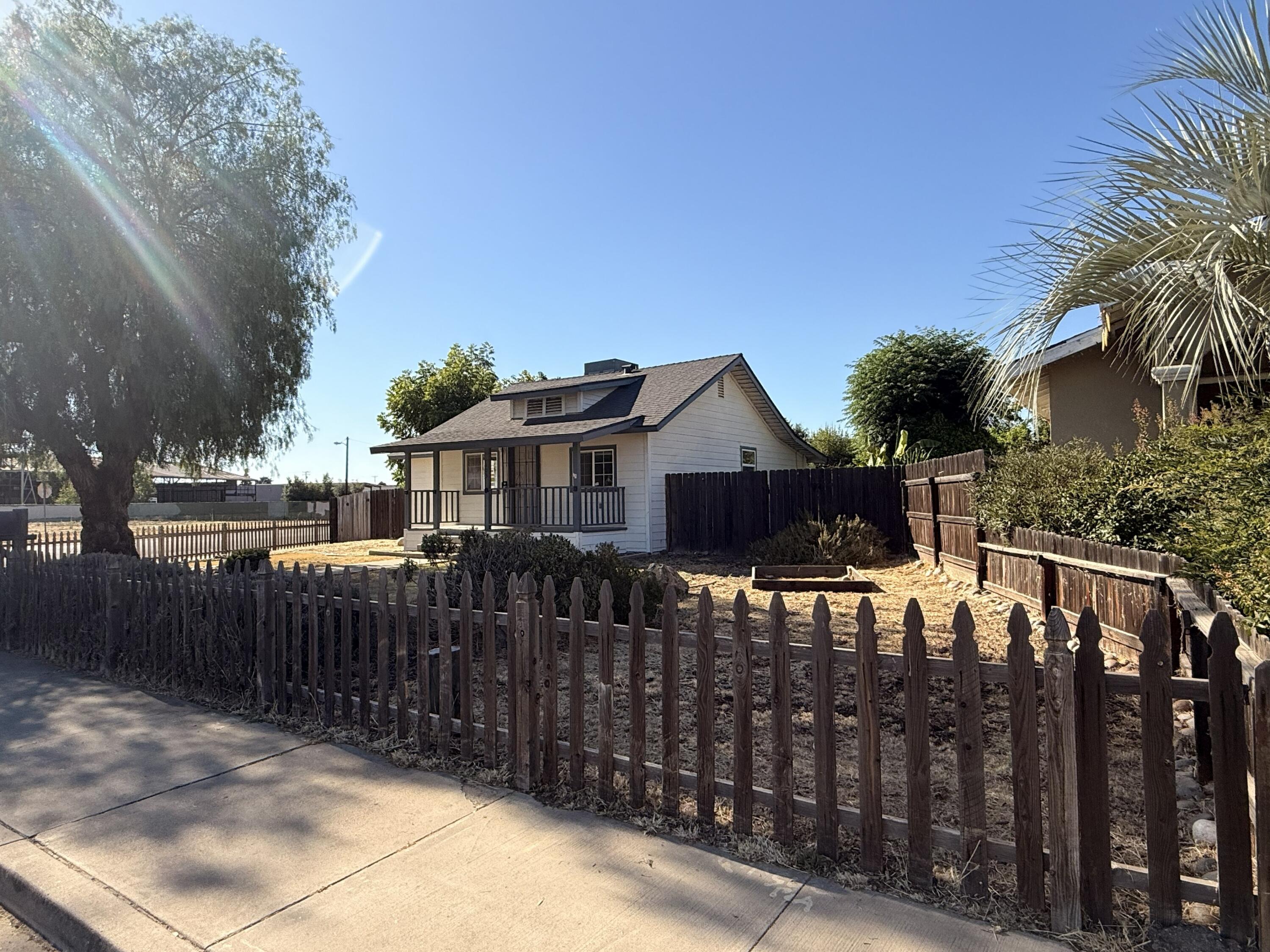 103 East Firebaugh Avenue Exeter, CA 93221 - Photo 2 of 23