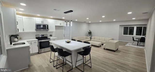 $439,000 | 35 Beechtree Road, Levittown, PA 19057