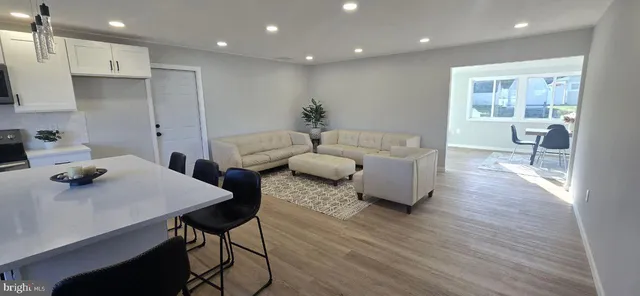 $439,000 | 35 Beechtree Road, Levittown, PA 19057