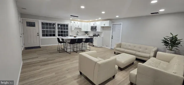 $439,000 | 35 Beechtree Road, Levittown, PA 19057